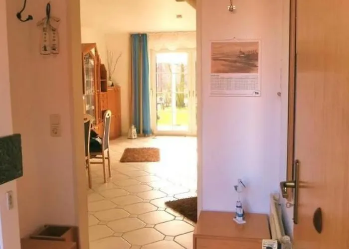 בית נופש Huus Wattenmeer By Interhome *